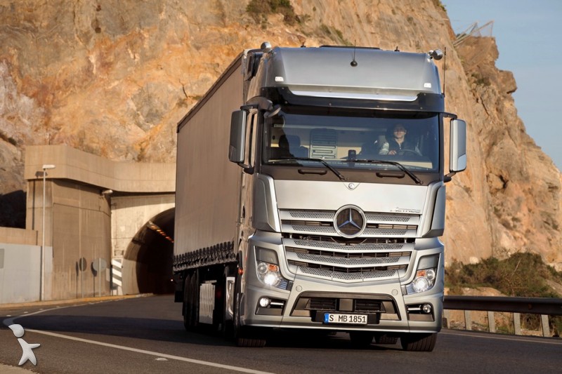 Bâches pour camions poids lourds et camionnettes à Toulouse (31)