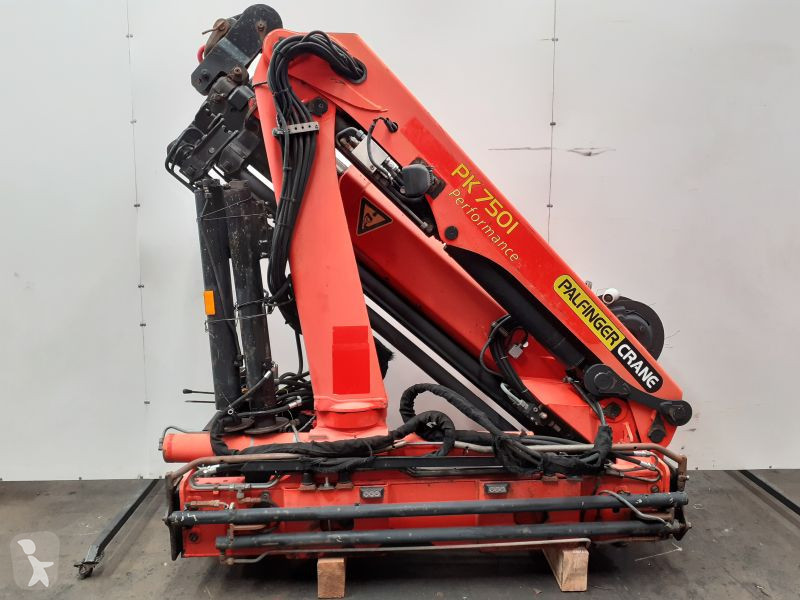 Grue auxiliaire occasion Palfinger : Trouvez votre solution idéale () Grue auxiliaire occasion Palfinger : Trouvez votre solution idéale