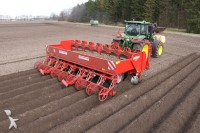 Planteuse de pommes de terre Grimme GL 860